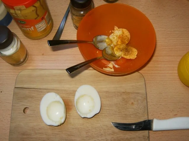Gefüllte Eier - Rezept - Bild Nr. 2