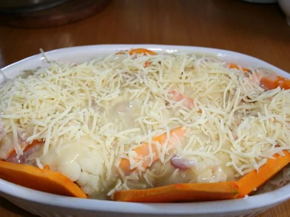 Rezept: Blumenkohl/Kürbisauflauf Bild Nr. 7 Blumenkohl/Kürbisauflauf - Rezept - Bild Nr. 7