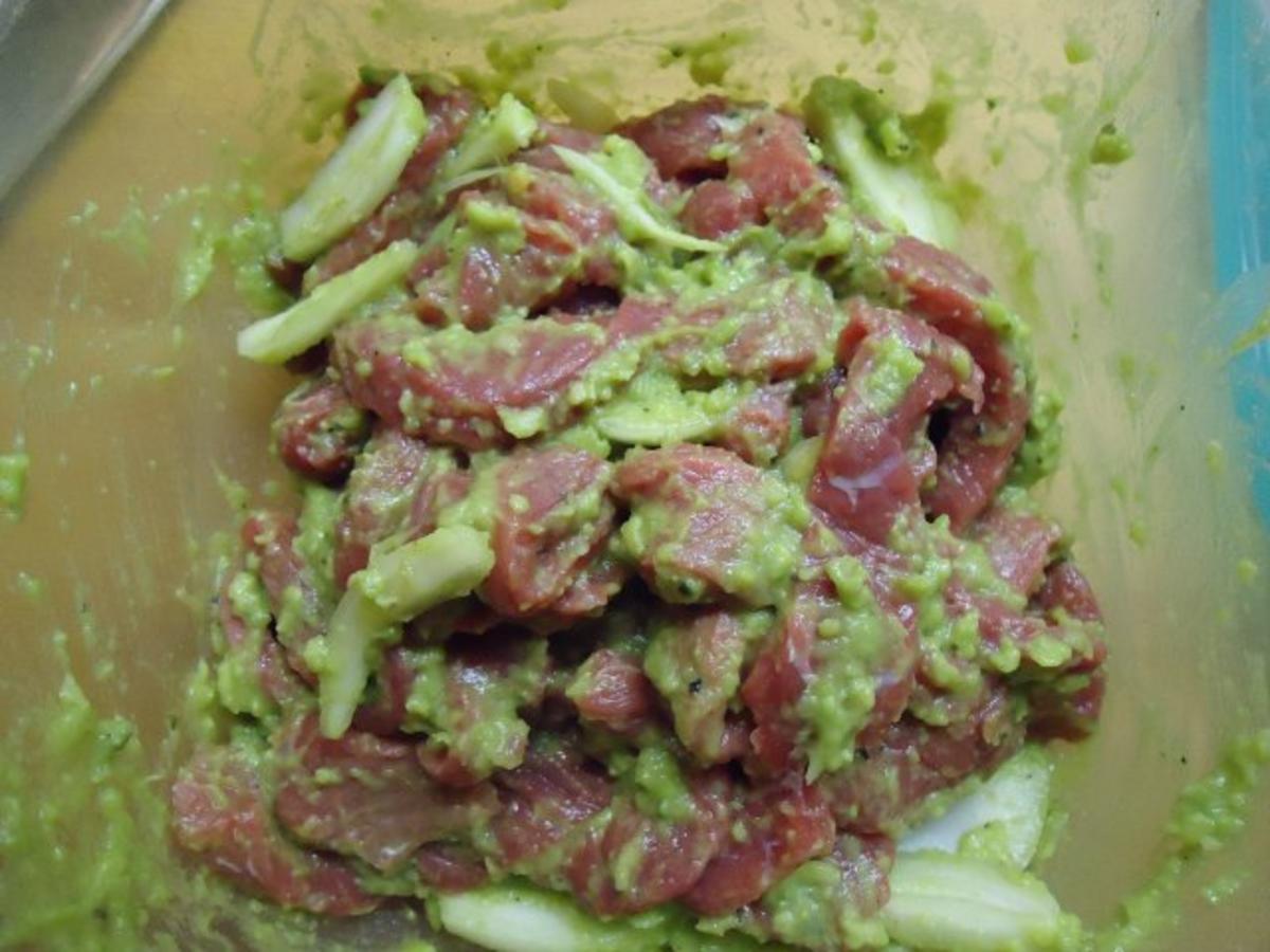 Rinder-Steak-Streifen in Avocado-Creme - Rezept - Bild Nr. 6