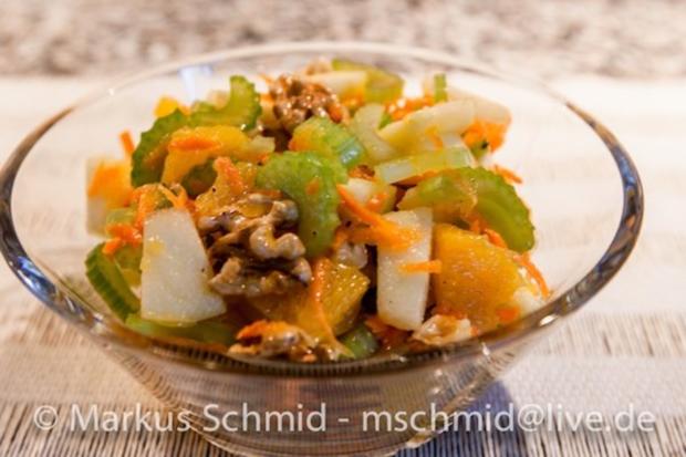 Salat aus Staudensellerie - Rezept mit Bild - kochbar.de