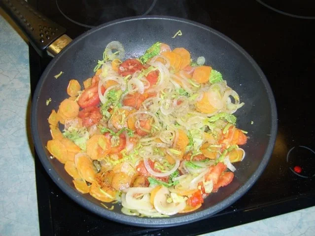 Hühnchen im Gemüsebett mit Kräuterkruste - Rezept - Bild Nr. 9