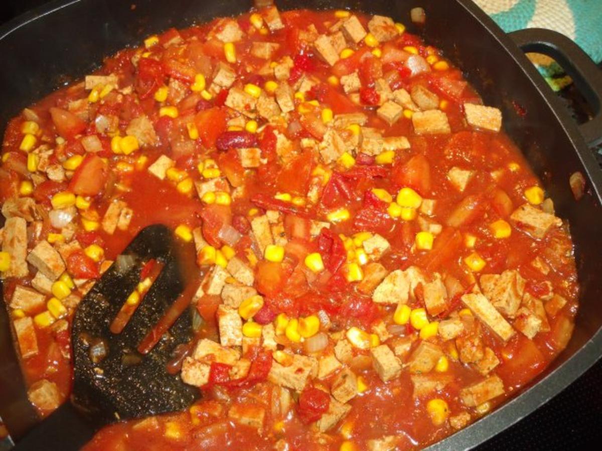 Chili con Tofu; die vegetarische Version des mexikanischen
Fleisch-Klassikers - Rezept Eingereicht von Sri_Devi