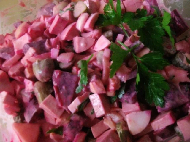 Rezept: Russischer Salat Bild Nr. 8 Russischer Salat - Rezept - Bild Nr. 8