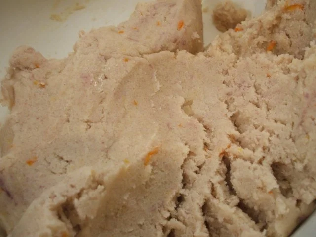 Rezept: Plätzchen: Mürbe Orangenmarzipanbällchen Bild Nr. 5 Plätzchen: Mürbe Orangenmarzipanbällchen - Rezept - Bild Nr. 5