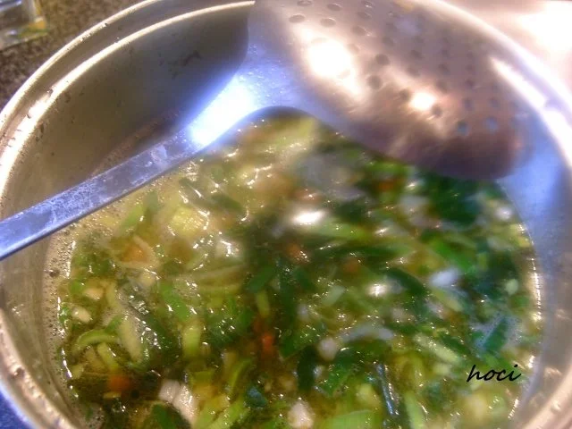 Rezept: GEMÜSESUPPE MIT REIS UND FLEISCHEINLAGE Bild Nr. 8 GEMÜSESUPPE MIT REIS UND FLEISCHEINLAGE - Rezept - Bild Nr. 8