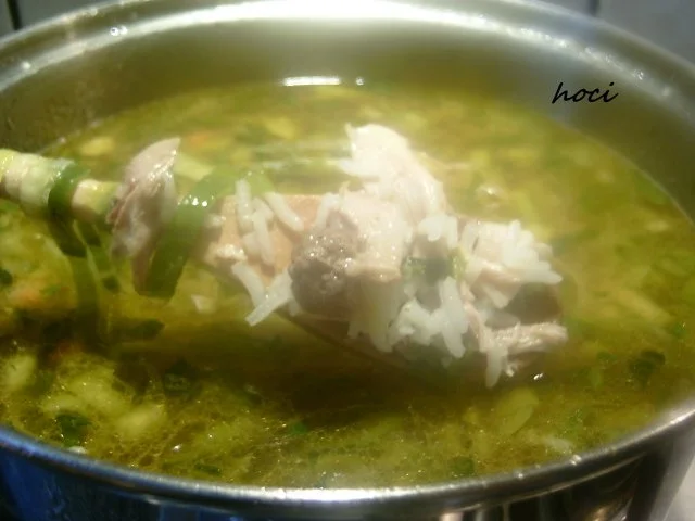 Rezept: GEMÜSESUPPE MIT REIS UND FLEISCHEINLAGE Bild Nr. 13 GEMÜSESUPPE MIT REIS UND FLEISCHEINLAGE - Rezept - Bild Nr. 13