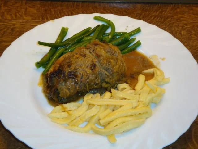 Rinderrouladen die auf der Zunge zergehen - Rezept - Bild Nr. 3