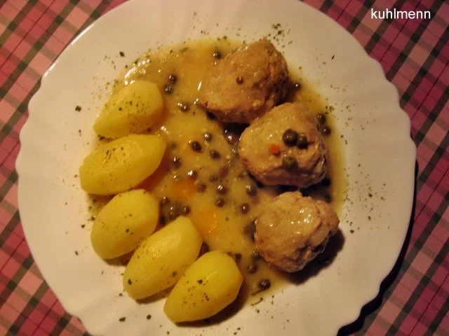 Kochklopse in Kapernsoße - Rezept