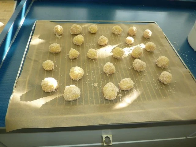 Rezept: Weihnachten: Kokostaler Bild Nr. 3 Weihnachten: Kokostaler - Rezept - Bild Nr. 3