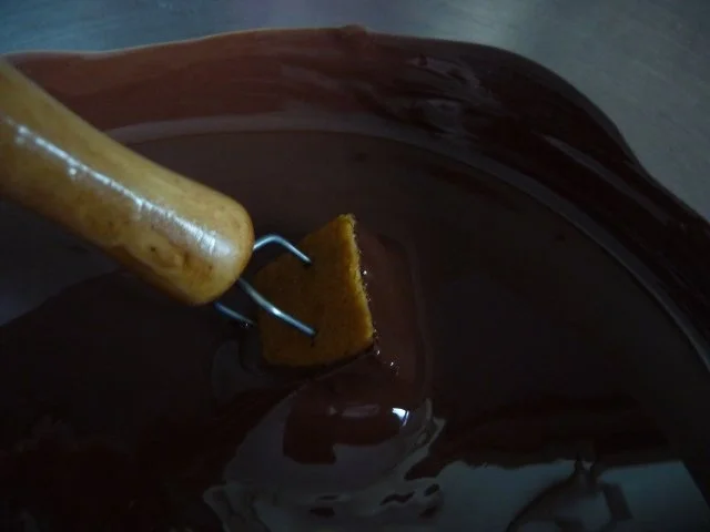 Plätzchen & Kekse : Dominosteine : Lebkuchen - Schokowürfel ...Rz frei Schnautze - Rezept - Bild Nr. 15