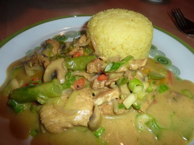 Fl/Geflügel: Hähnchencurry - Rezept