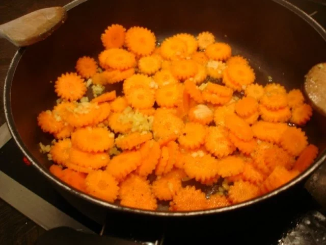 Chinakohl mit Ingwer-Möhreblüten - Rezept - Bild Nr. 6