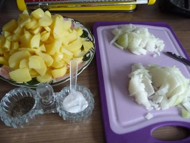 Rezept: Vegetarisch : Bratkartoffeln mit Ei und Sahnespinat Bild Nr. 2 Vegetarisch : Bratkartoffeln mit Ei und Sahnespinat - Rezept - Bild Nr. 2