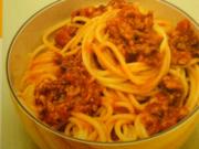 Sauce Bolognese mit Spaghetti oder Linguine - Rezept