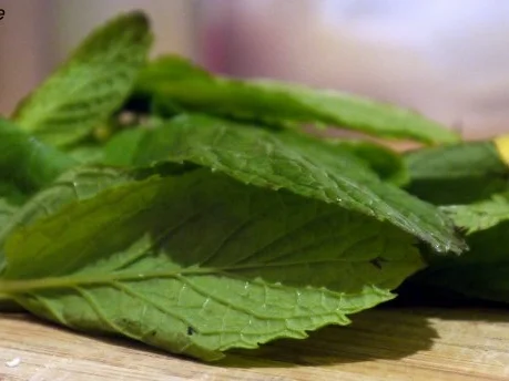 Hackschnitzel mit gebratenem Blumenkohl und Minze-Feta-Dip - Rezept - Bild Nr. 3