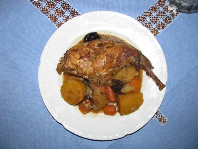 Wild: Kaninchen in Senfsoße mit Backpflaumen - Rezept - Bild Nr. 6