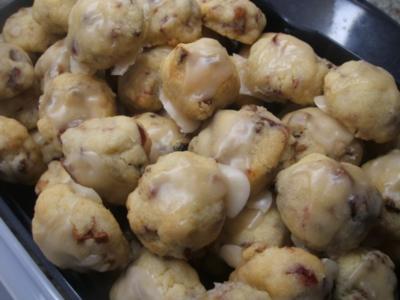 Rezept: Plätzchen: Marillen-Bömbchen Plätzchen: Marillen-Bömbchen - Rezept