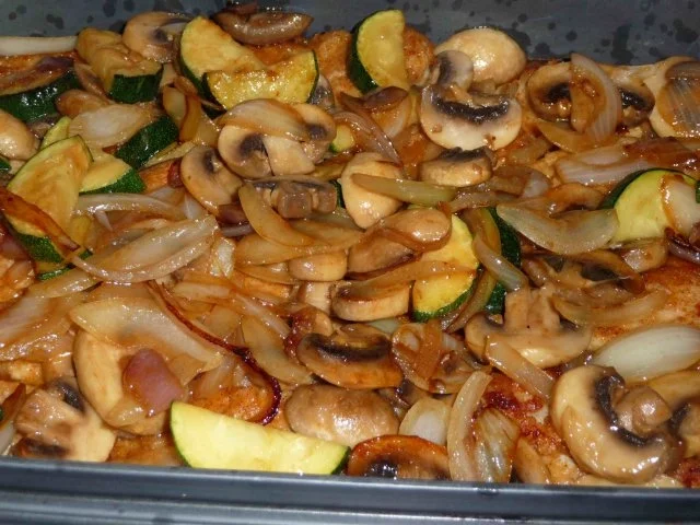 Rezept: Puten-Minischnitzel überbacken Bild Nr. 3 Puten-Minischnitzel überbacken - Rezept - Bild Nr. 3