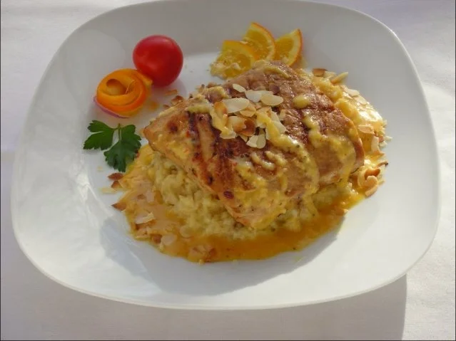 Marinierter Wildlachs mit Cointreau- Sauce und Mandel-Risotto - Rezept - Bild Nr. 11