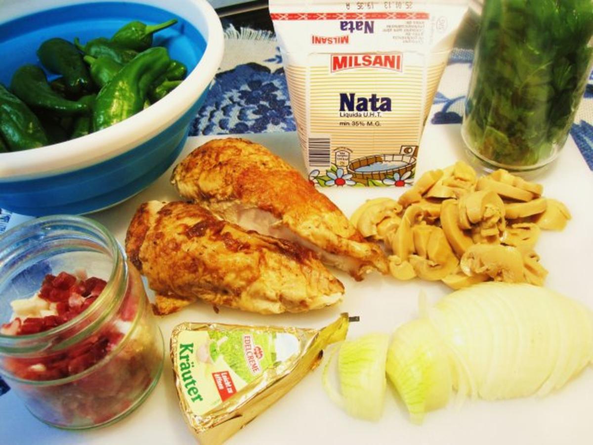 Überbackene Hühnerbrust mit Pimientos de Padrón - Rezept - kochbar.de