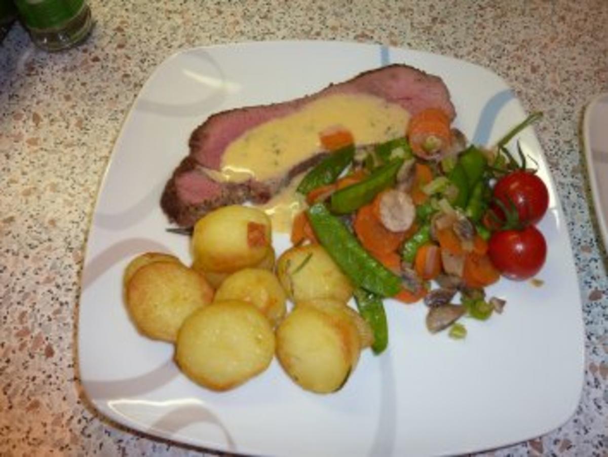 Roastbeef auf die &amp;quot;englische Art&amp;quot; mit Sommergemüse und Sauce ...