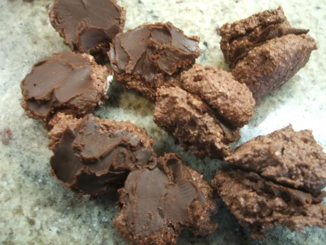 Rezept: Plätzchen: Schokobusserl mit weihnachtlicher Ganache Bild Nr. 12 Plätzchen: Schokobusserl mit weihnachtlicher Ganache - Rezept - Bild Nr. 12