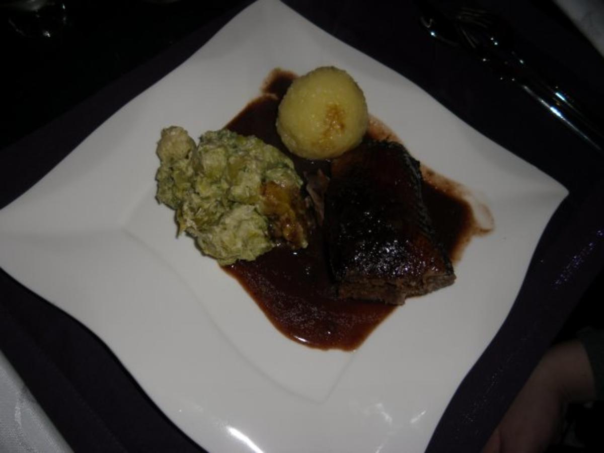 Gänsebrust mit Maronen Spekulatius und Marzipan Füllung - Rezept ...