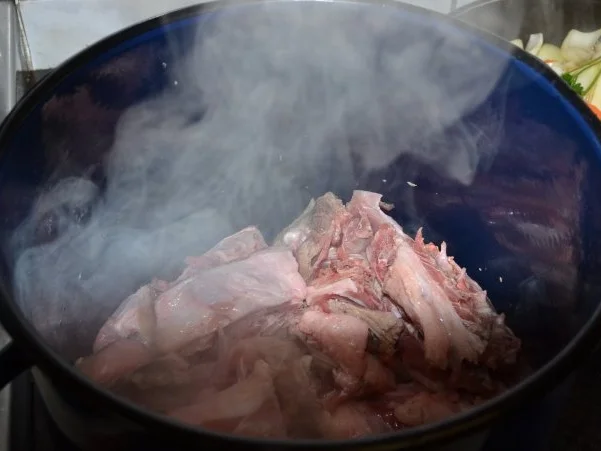 Rezept: Gänse-Fond für meine Rezepte Bild Nr. 7 Gänse-Fond für meine Rezepte - Rezept - Bild Nr. 7