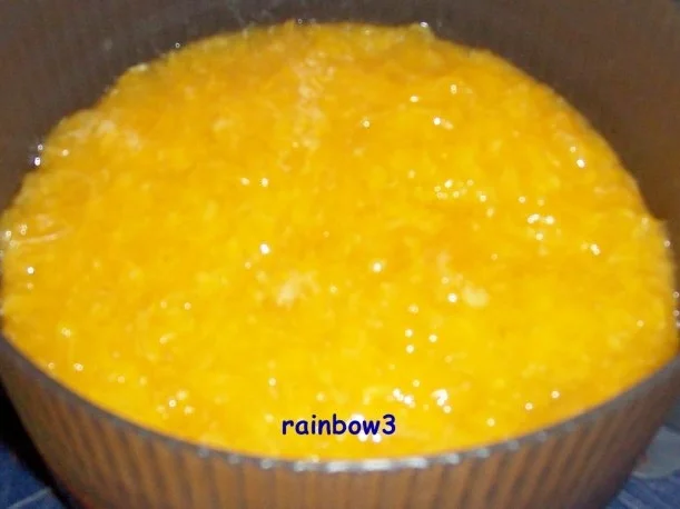 Backen: Fruchtige Mini-Weihnachtstorte mit Nuss und Marzipan-Deko - Rezept - Bild Nr. 6