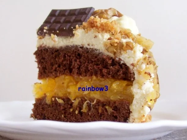 Backen: Fruchtige Mini-Weihnachtstorte mit Nuss und Marzipan-Deko - Rezept - Bild Nr. 15