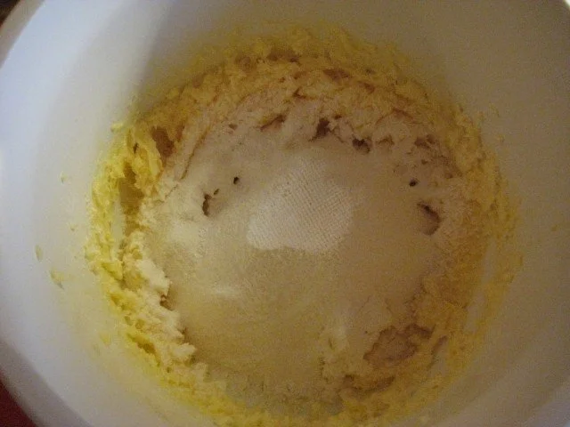 Rezept: Nusskuchen mit Quark Bild Nr. 6 Nusskuchen mit Quark - Rezept - Bild Nr. 6