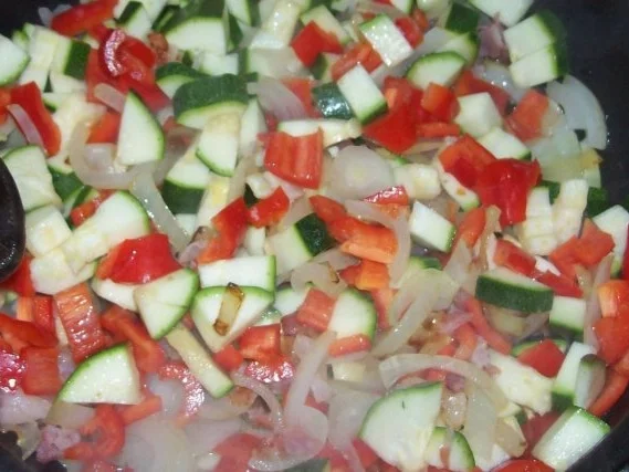 Mediterraner Kartoffelpüree-Gemüse-Auflauf mit Feta - Rezept - Bild Nr. 4