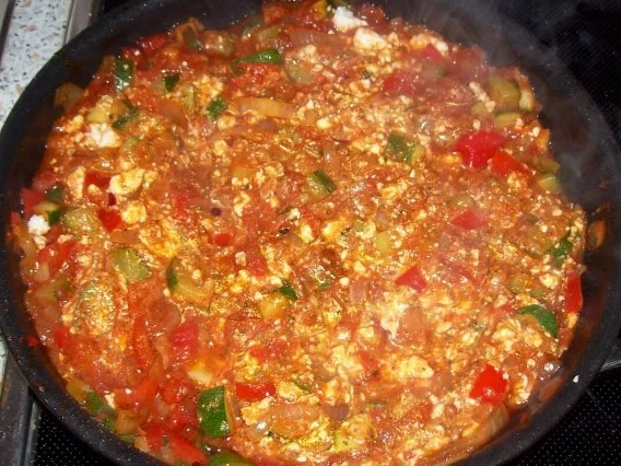 Mediterraner Kartoffelpüree-Gemüse-Auflauf mit Feta - Rezept - Bild Nr. 6