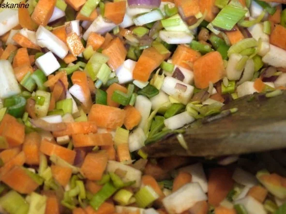 Rezept: Entenragout mit selbstgemachter Tagliatelle Bild Nr. 12 Entenragout mit selbstgemachter Tagliatelle - Rezept - Bild Nr. 12