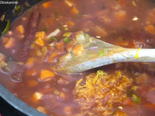 Rezept: Entenragout mit selbstgemachter Tagliatelle Bild Nr. 14 Entenragout mit selbstgemachter Tagliatelle - Rezept - Bild Nr. 14