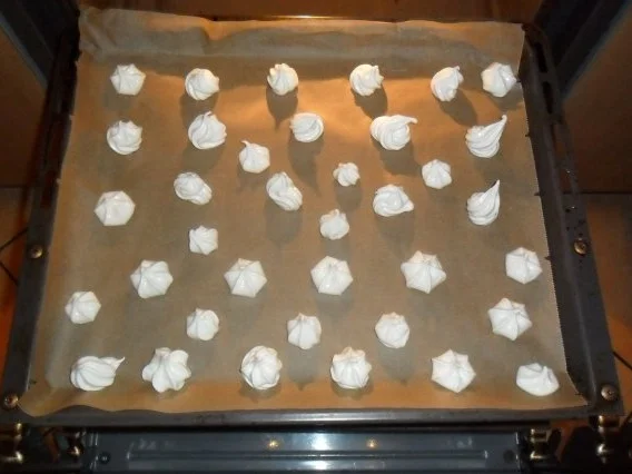 Rezept: baisers-ganz lütt Bild Nr. 2 baisers-ganz lütt - Rezept - Bild Nr. 2