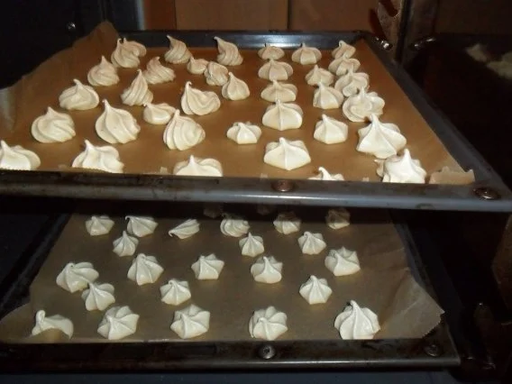 Rezept: baisers-ganz lütt Bild Nr. 3 baisers-ganz lütt - Rezept - Bild Nr. 3