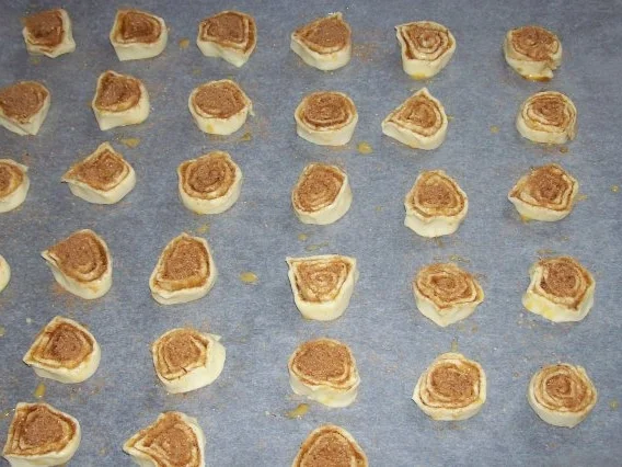 Weihnachtsgebäck: Knusprige Mandel-Zimtschnecken - Rezept - Bild Nr. 9