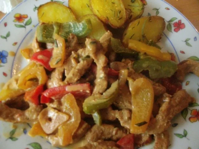 Paprikageschnetzeltes mit Backofenkartoffeln - Rezept - Bild Nr. 15