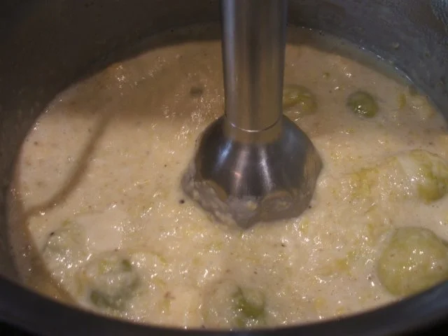 Suppen: Rosenkohlsuppe "Lohengrin" - Rezept - Bild Nr. 6