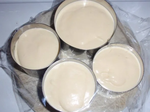 Weihnachtliches Mousse mit Clementinenschaum und Walnusskrokant - Rezept - Bild Nr. 13