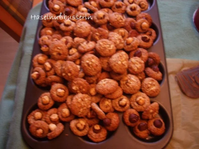 Haselnuss - Busserln und Kokosmakronen - Rezept - Bild Nr. 2