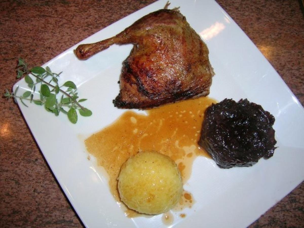 1. Advent-Menü (Entenbraten mit gezupftem Rotkohl , Riesengarnelen auf winterlichem Salat - Rezept - Bild Nr. 8