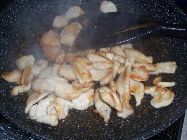 Hähnchengeschnetzeltes in Zwiebel-Sahne-Soße - Rezept - Bild Nr. 7