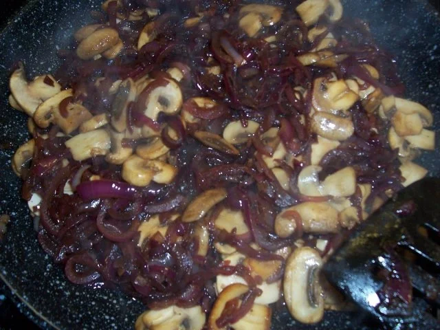 Hähnchengeschnetzeltes in Zwiebel-Sahne-Soße - Rezept - Bild Nr. 11