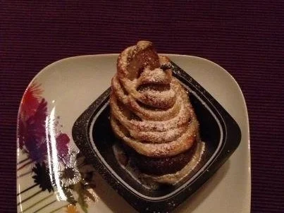 Birne im Blätterteigmantel - Rezept