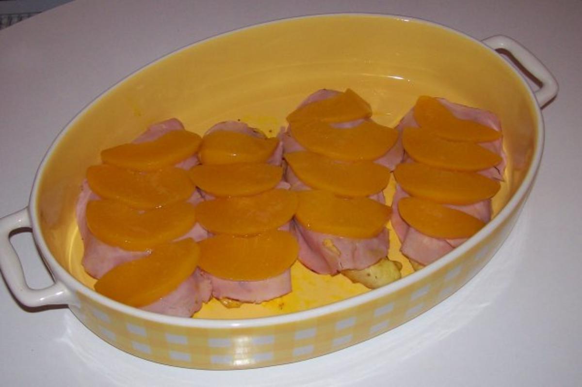 Curry-Hähnchenbrust mit Pfirsich und Schinken unter einer Kräuter-Senf-Haube - Rezept - Bild Nr. 5