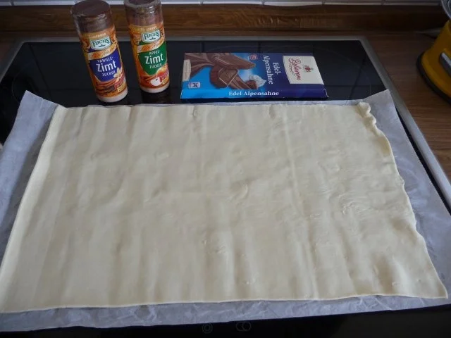 Plätzchen & Kekse : Kleine Schweineohren mit Schokolade - Rezept - Bild Nr. 2