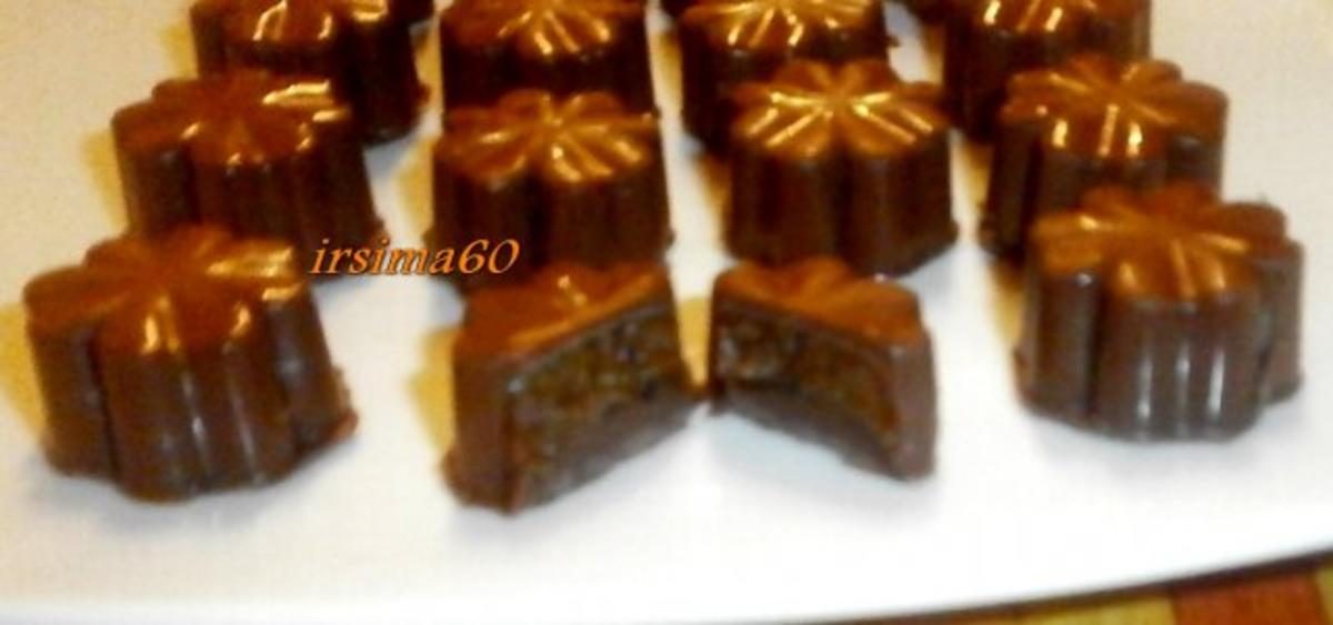 Bilder für Pflaumen Marzipan Pralinen - Rezept