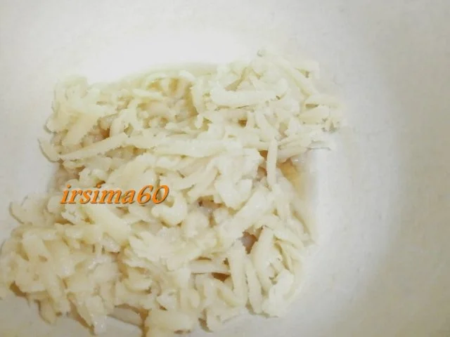 Rezept: Pflaumen Marzipan Pralinen Bild Nr. 5 Pflaumen Marzipan Pralinen - Rezept - Bild Nr. 5